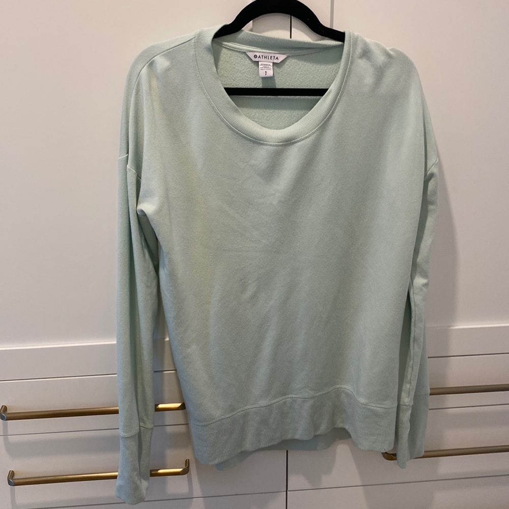 Athleta green sweatshirt